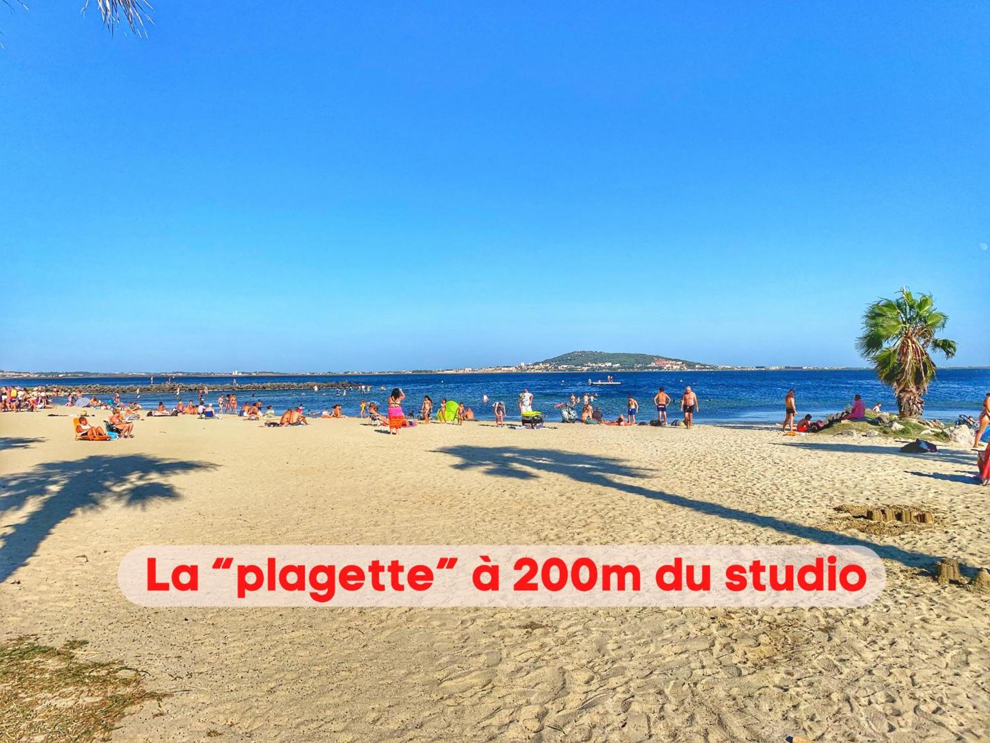Charmant Studio Climatise A 200M De La Plage Meze Bagian luar foto